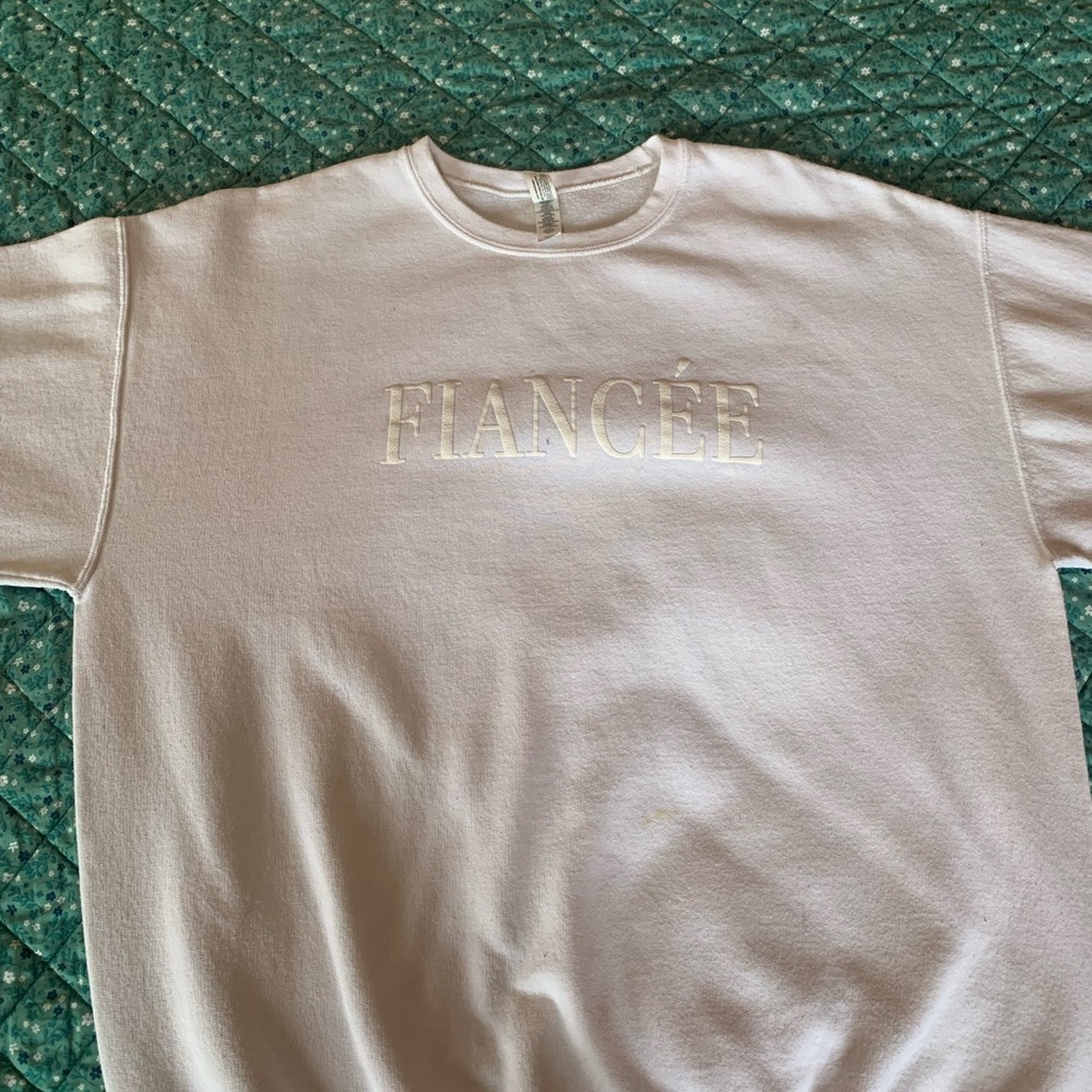 Cream 'Fiancée' Sweatshirt